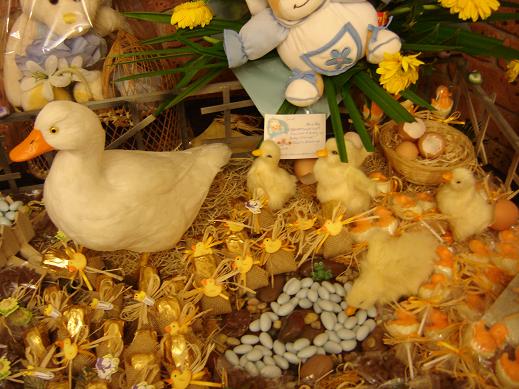 Click here to see more Duck Figurines